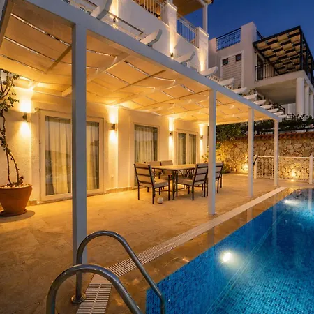 Villa Leda Mare Sea View, Private Pool & Clubs *