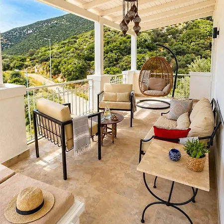 Leda Mare Sea View, Private Pool & Clubs *