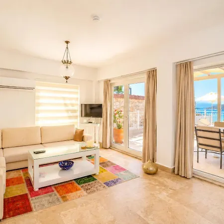 Leda Mare Sea View, Private Pool & Clubs Kalkan