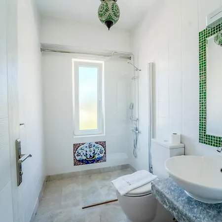 Leda Mare Sea View, Private Pool & Clubs *