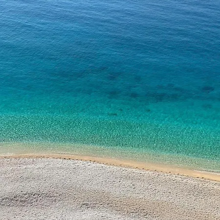 Leda Mare Sea View, Private Pool & Clubs * Καλκάν